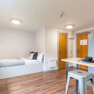  Apartment Zeni Studio Newcastle Marshall Court